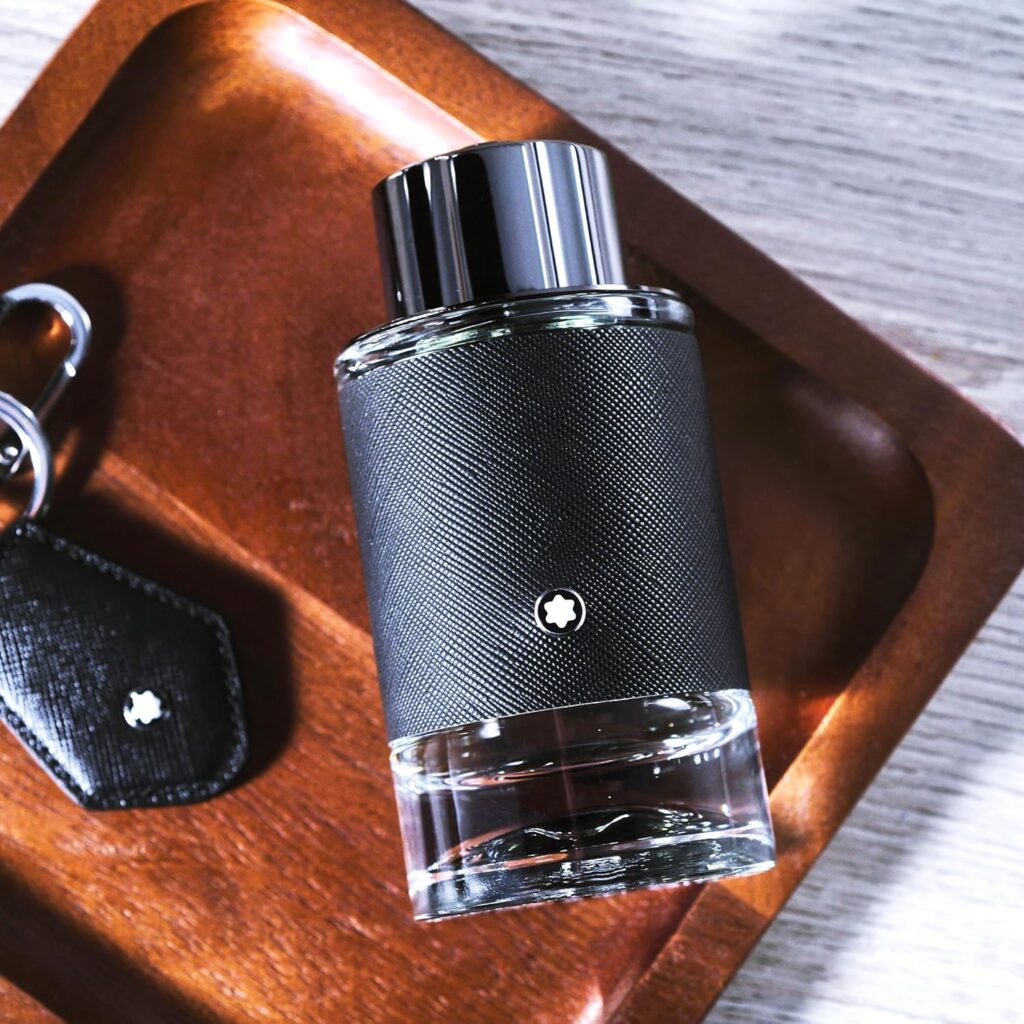 MONTBLANC Explorer Eau de Parfum - Long Lasting Fragrance with notes of Sage, Sandalwood  Patchouli - Woody  Aromatic