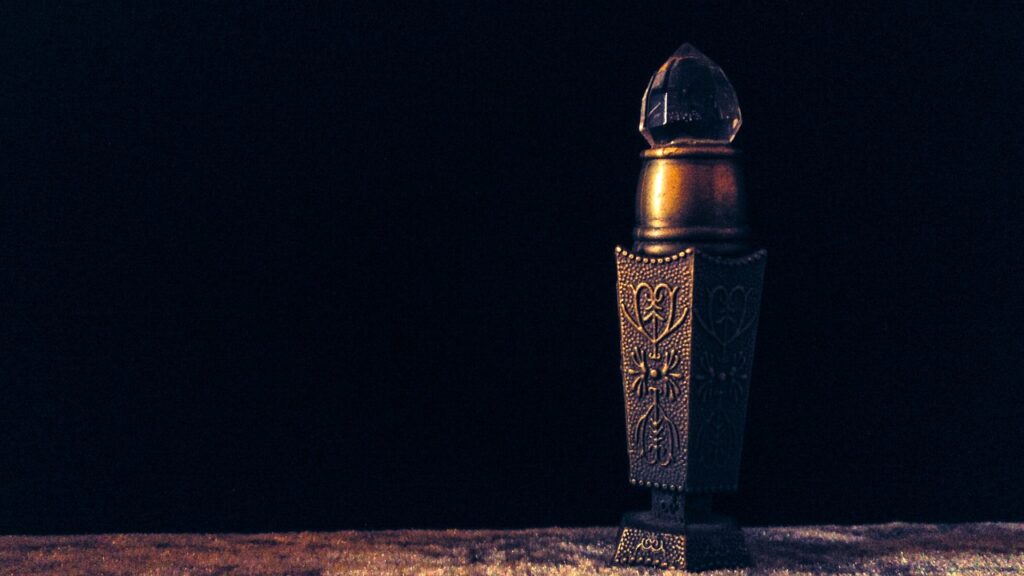 Arabian Perfumes: The Art Of Middle Eastern Perfumery
